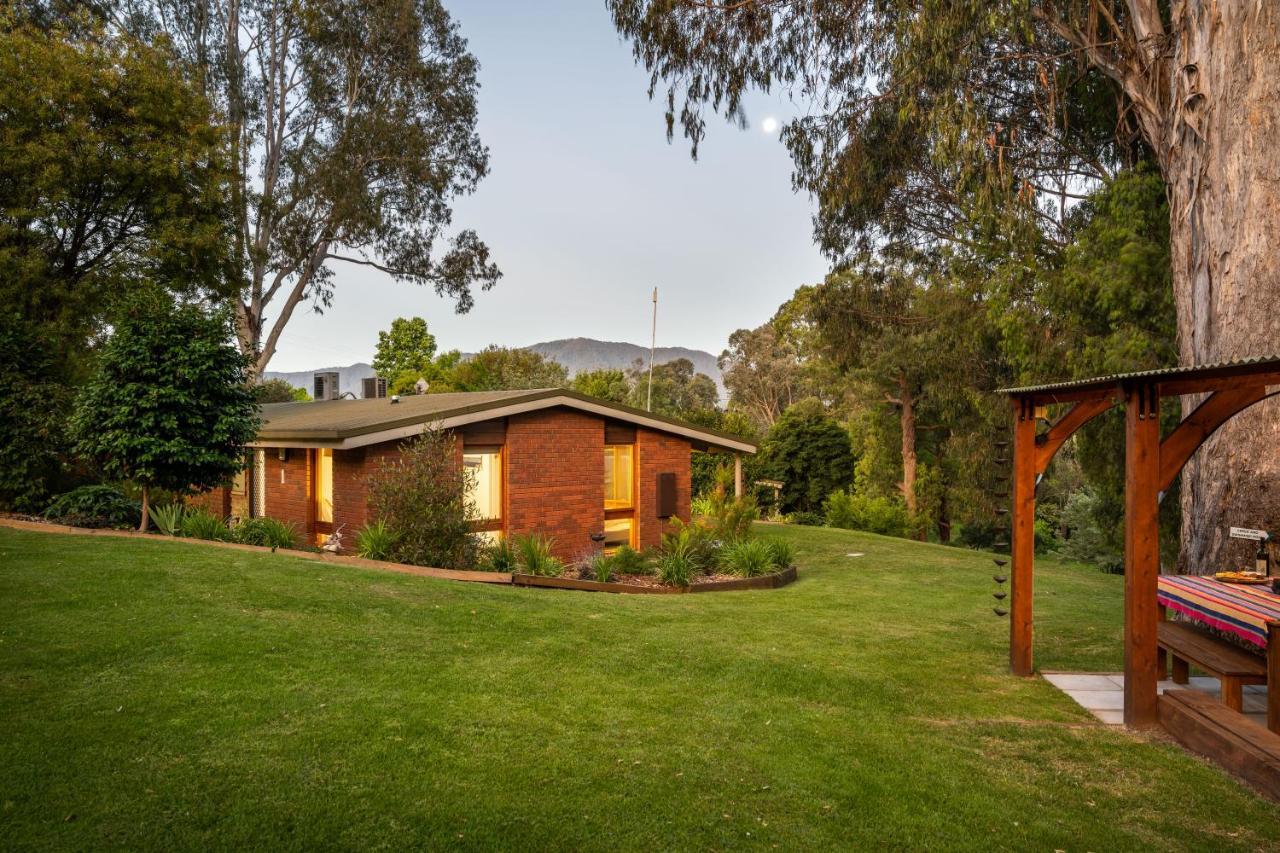 Kiewa Country Cottages Mount Beauty Exterior foto